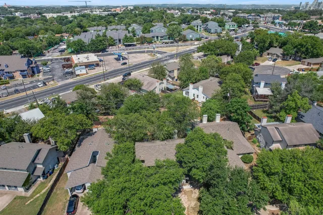 $1,600 | 2414 Burleson Court, Unit A, Austin, TX 78741