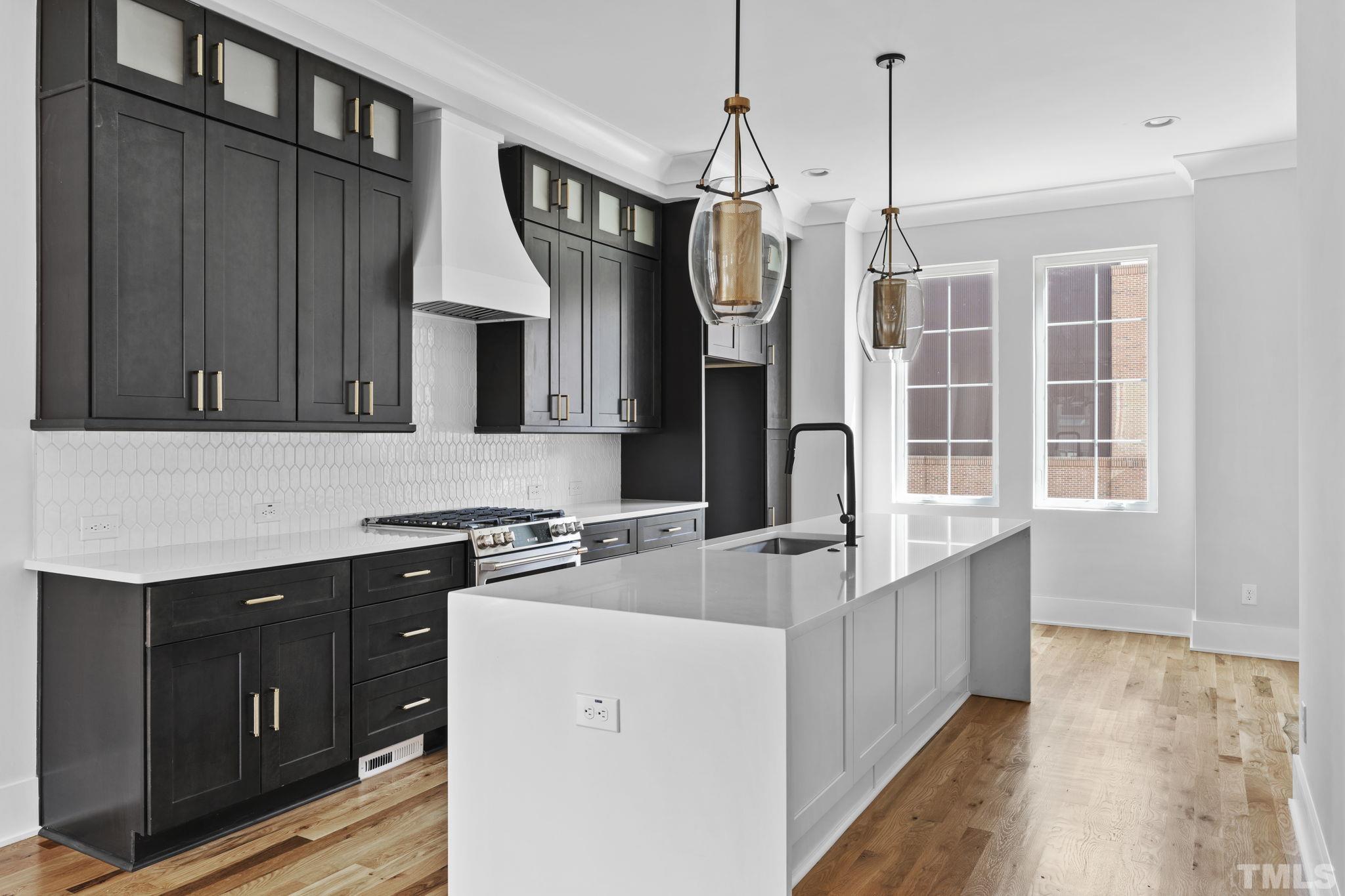 407 West Lenoir Street Raleigh, NC 27601 - Photo 8 of 42