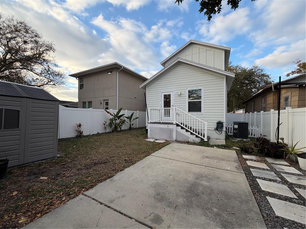 1736 West Walnut Street Tampa, FL 33607 - Photo 19 of 22 a view of a house with backyard