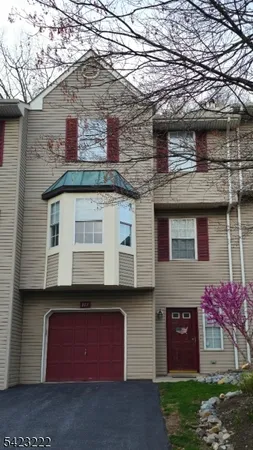 $330,000 | 117 Pinehurst Drive, Washington, NJ 07882