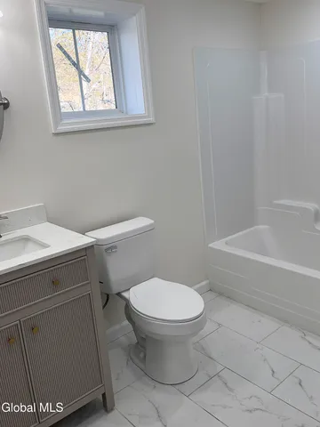 $2,500 | 34 Center Street, Ballston Spa, NY 12020