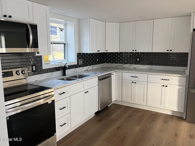 $2,500 | 34 Center Street, Ballston Spa, NY 12020