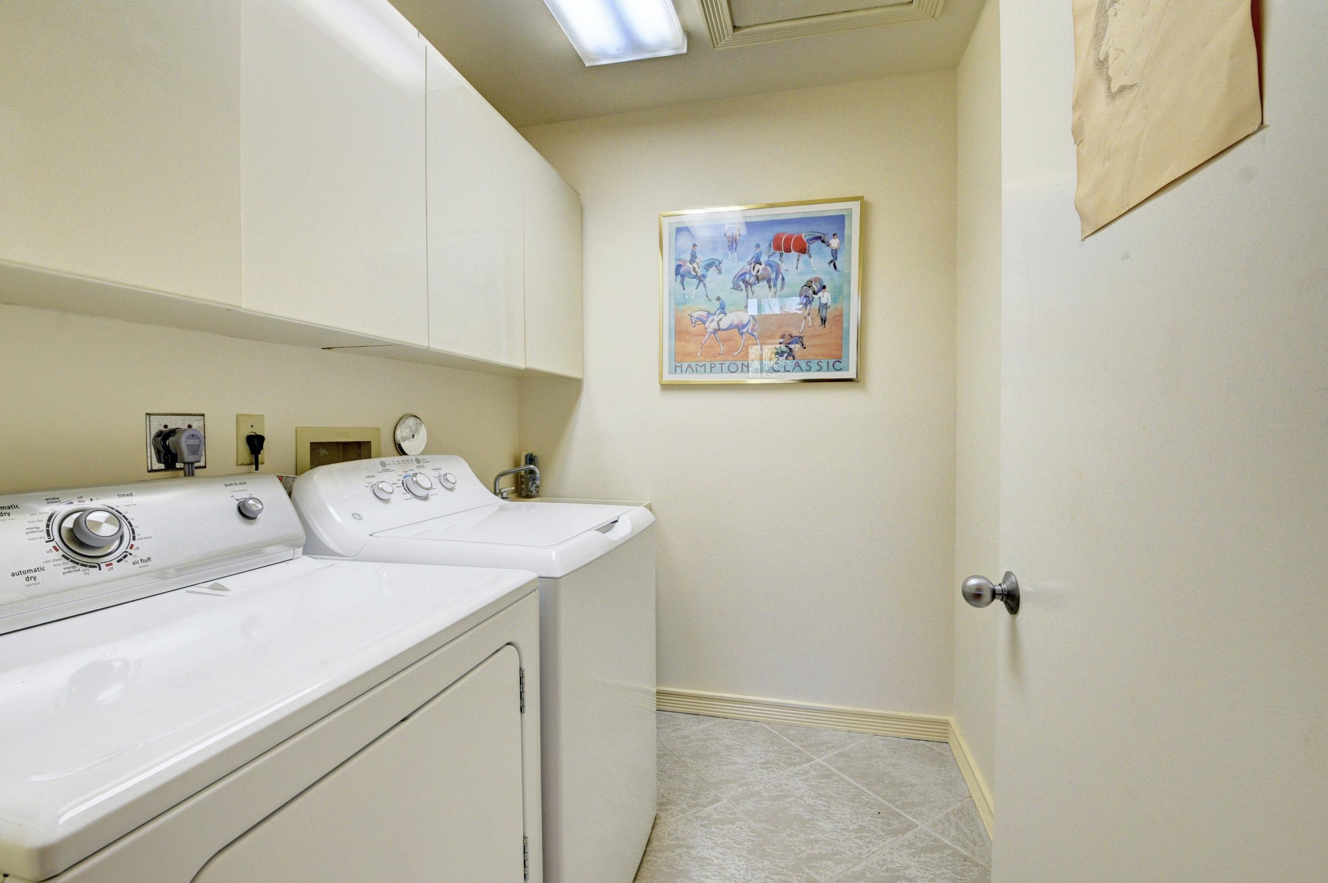 5561 Steeple Chase Boca Raton, FL 33496 - Photo 26 of 30 Washer/Dryer