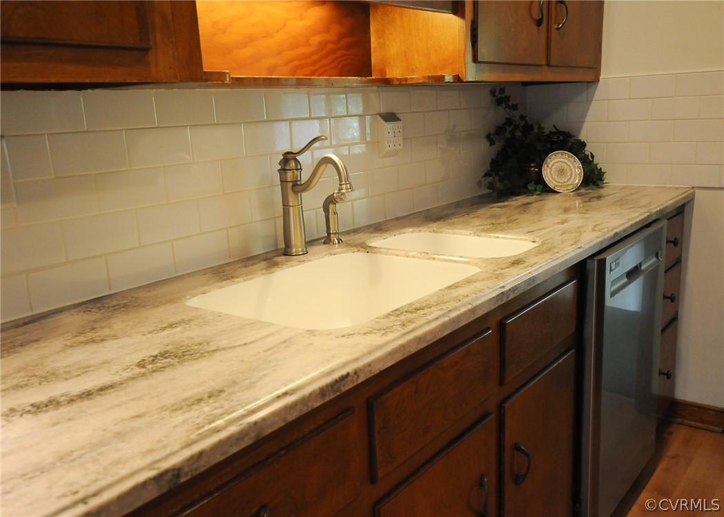 311 Treva Road Sandston, VA 23150 - Photo 12 of 40 STAINLESS DISHWASHER, BRUSHED NICKLE FAUCET, SUBWA