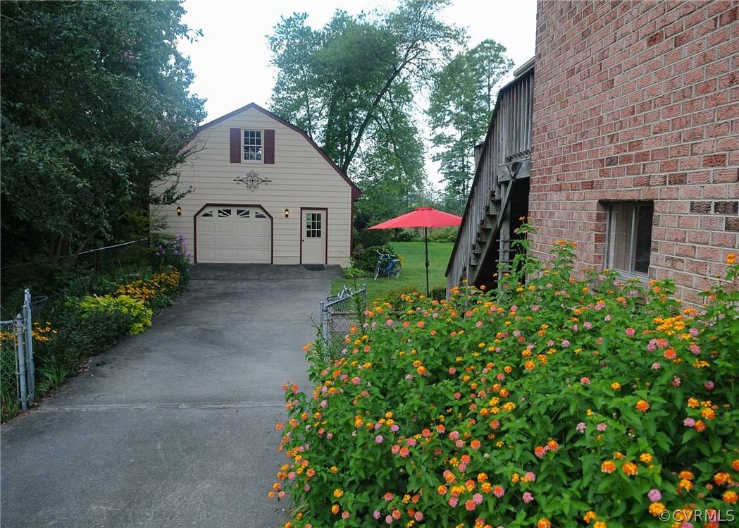 311 Treva Road Sandston, VA 23150 - Photo 2 of 40 CALLING ALL GARDENERS AND THOSE LOOKING FOR MAN-CA