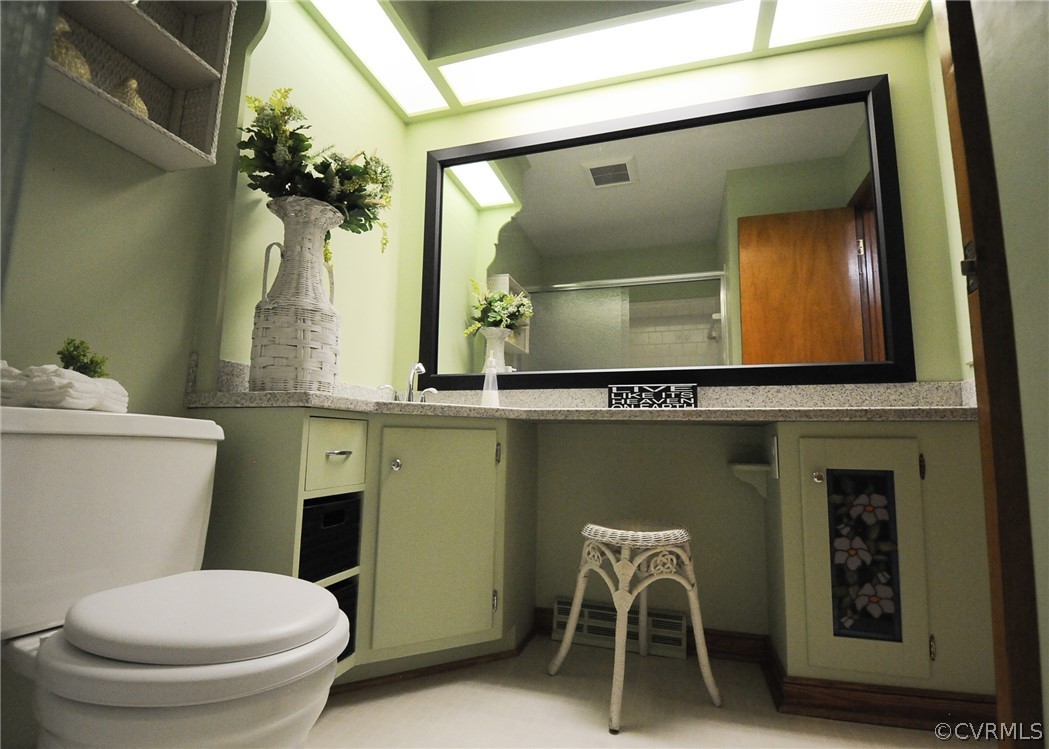 311 Treva Road Sandston, VA 23150 - Photo 21 of 40 FULL BATH HAS CORIAN COUNTERS, MAKEUP SPACE, COUNT