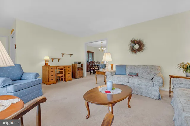 $499,000 | 704 Oak Court, Lanoka Harbor, NJ 08734