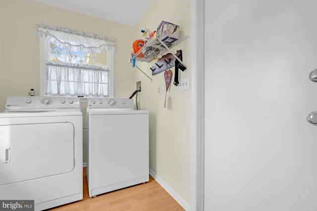 $499,000 | 704 Oak Court, Lanoka Harbor, NJ 08734