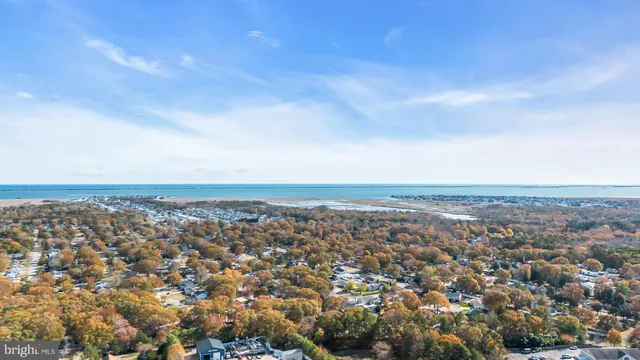 $499,000 | 704 Oak Court, Lanoka Harbor, NJ 08734