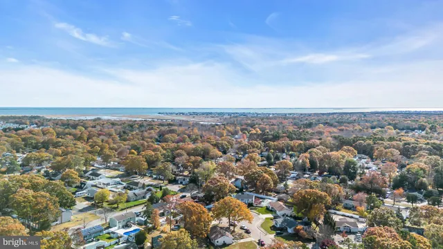 $499,000 | 704 Oak Court, Lanoka Harbor, NJ 08734