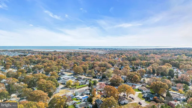 $499,000 | 704 Oak Court, Lanoka Harbor, NJ 08734