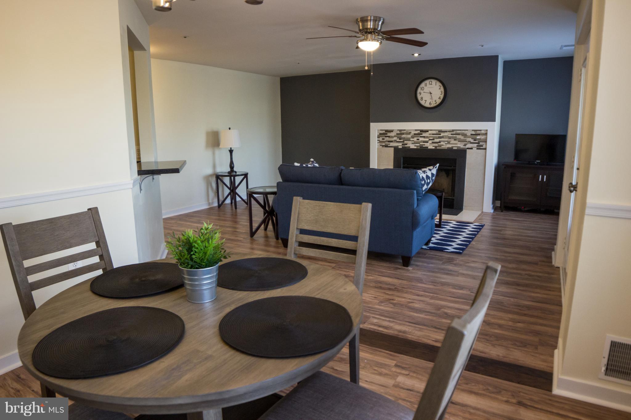 325 Pleasanton Road, Unit B22 Westminster, MD 21157 - Photo 2 of 26 Dining Room
