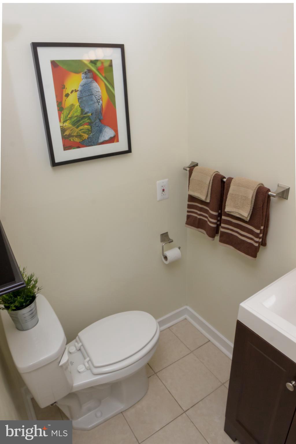 325 Pleasanton Road, Unit B22 Westminster, MD 21157 - Photo 25 of 26 Bath
