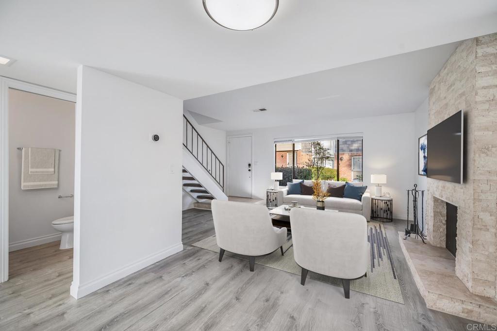 851 Del Mar Downs Road, Unit E Solana Beach, CA 92075 - Photo 7 of 22