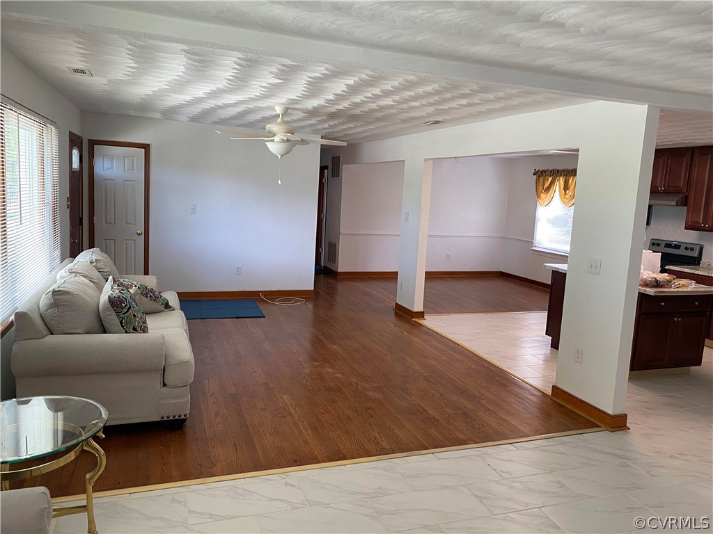 2801 Moyer Road Powhatan, VA 23139 - Photo 5 of 18 Gallery Image 5