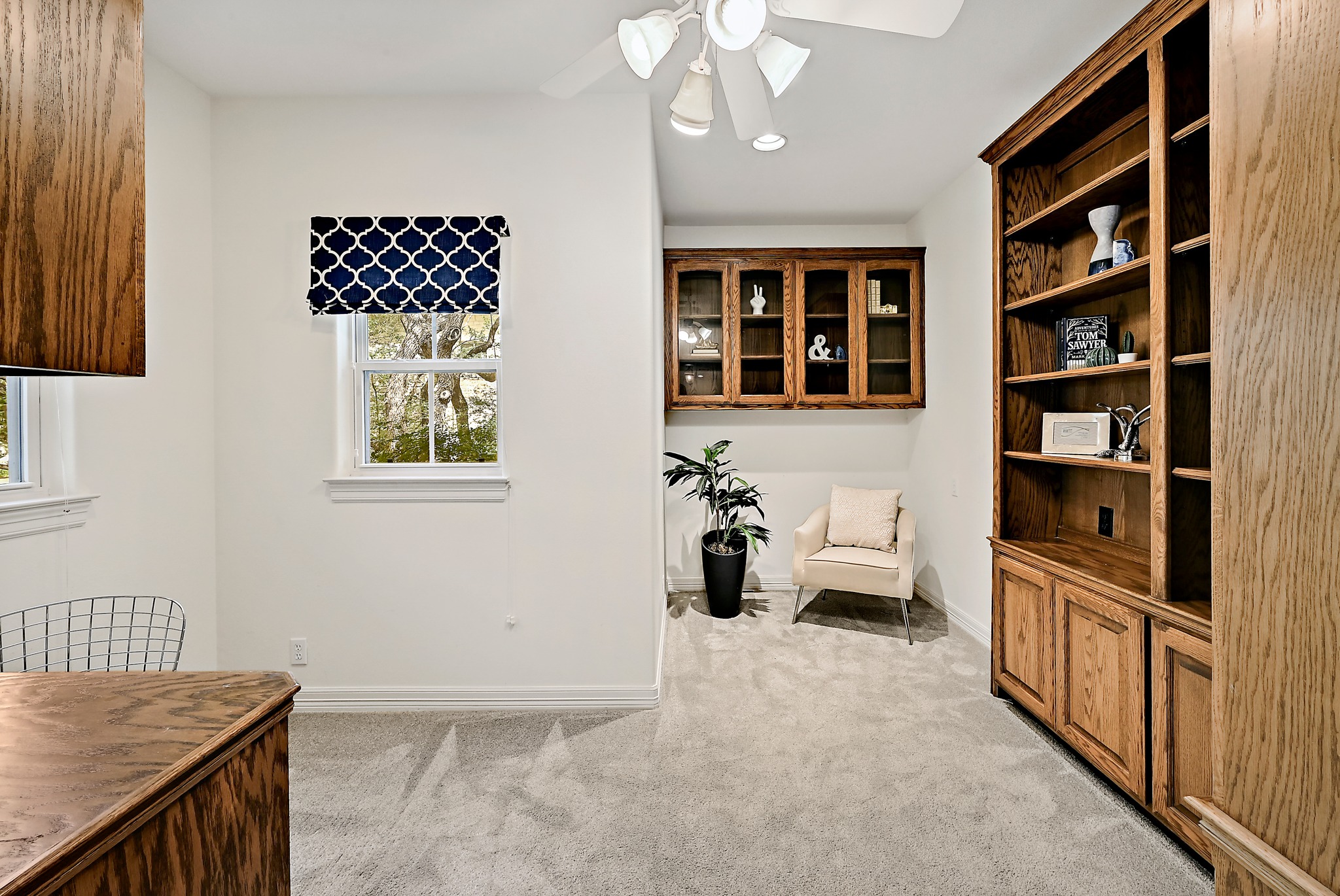 22 Hedgebrook Way The Hills, TX 78738 - Photo 16 of 40 a living room with furniture