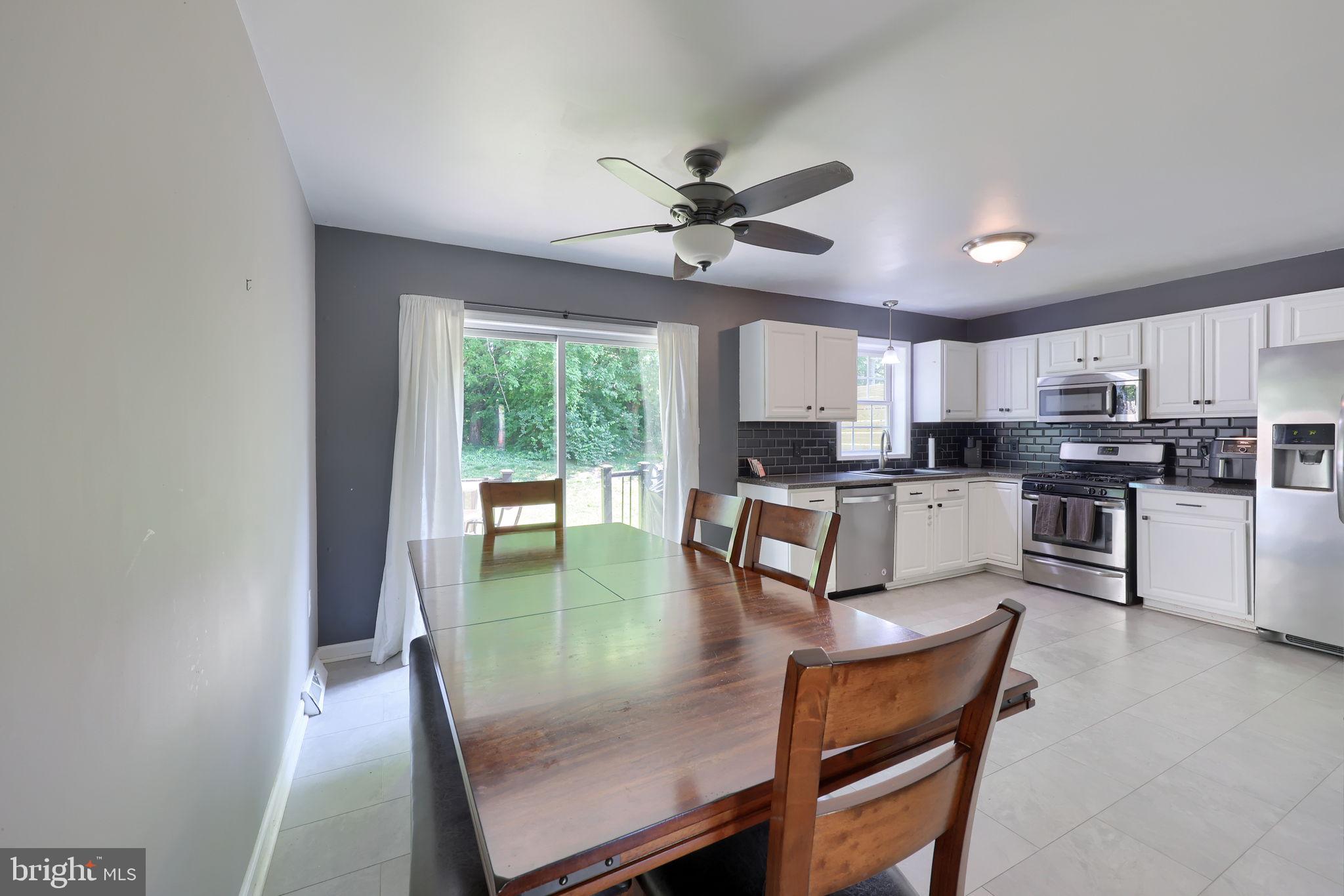 337 Crosswinds Drive Lititz, PA 17543 - Photo 7 of 31