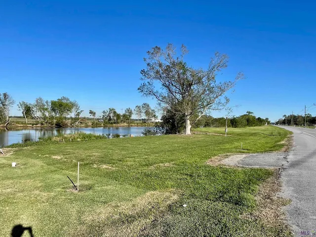 $40,000 | 1 Highway 1, Lockport, LA 70374