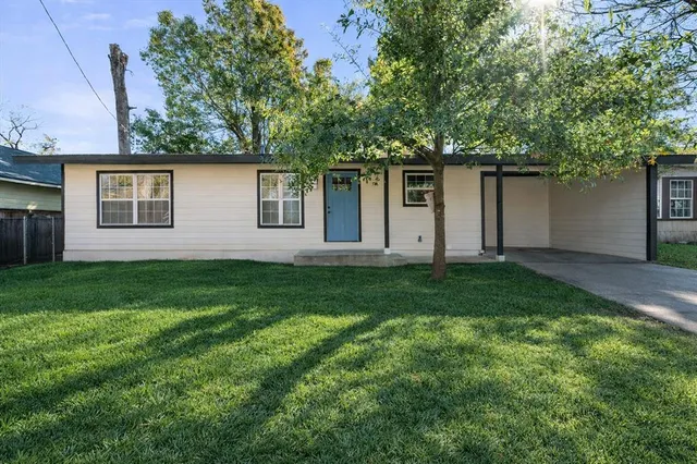 front view of house with a yard
