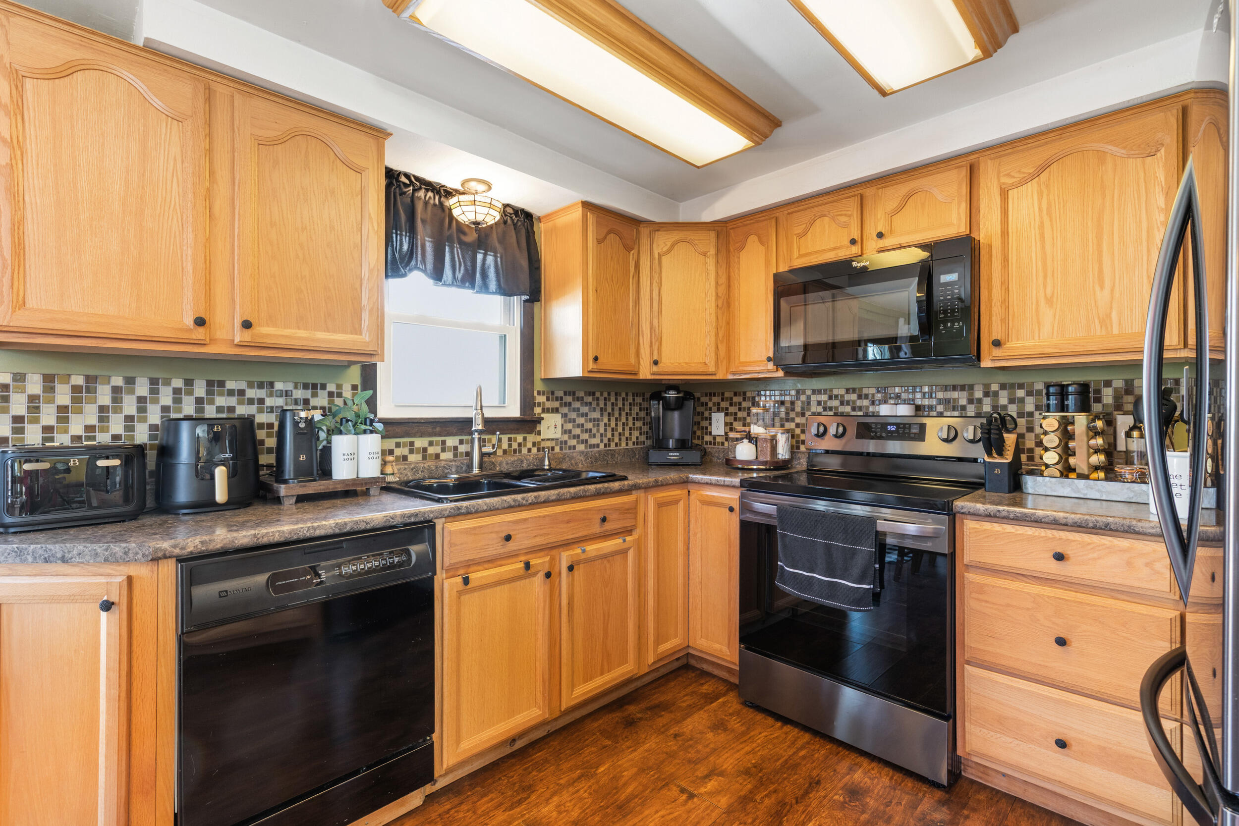 32 Rosewood Circle Springvale, ME 04083 - Photo 5 of 57 32 rosewood cir, springvale, me 04083, u
