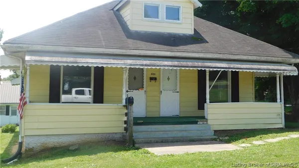 $109,900 | 306 West Poplar Street, Salem, IN 47167