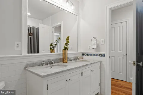 $2,195,000 | 7032 Wilson Lane, Bethesda, MD 20817