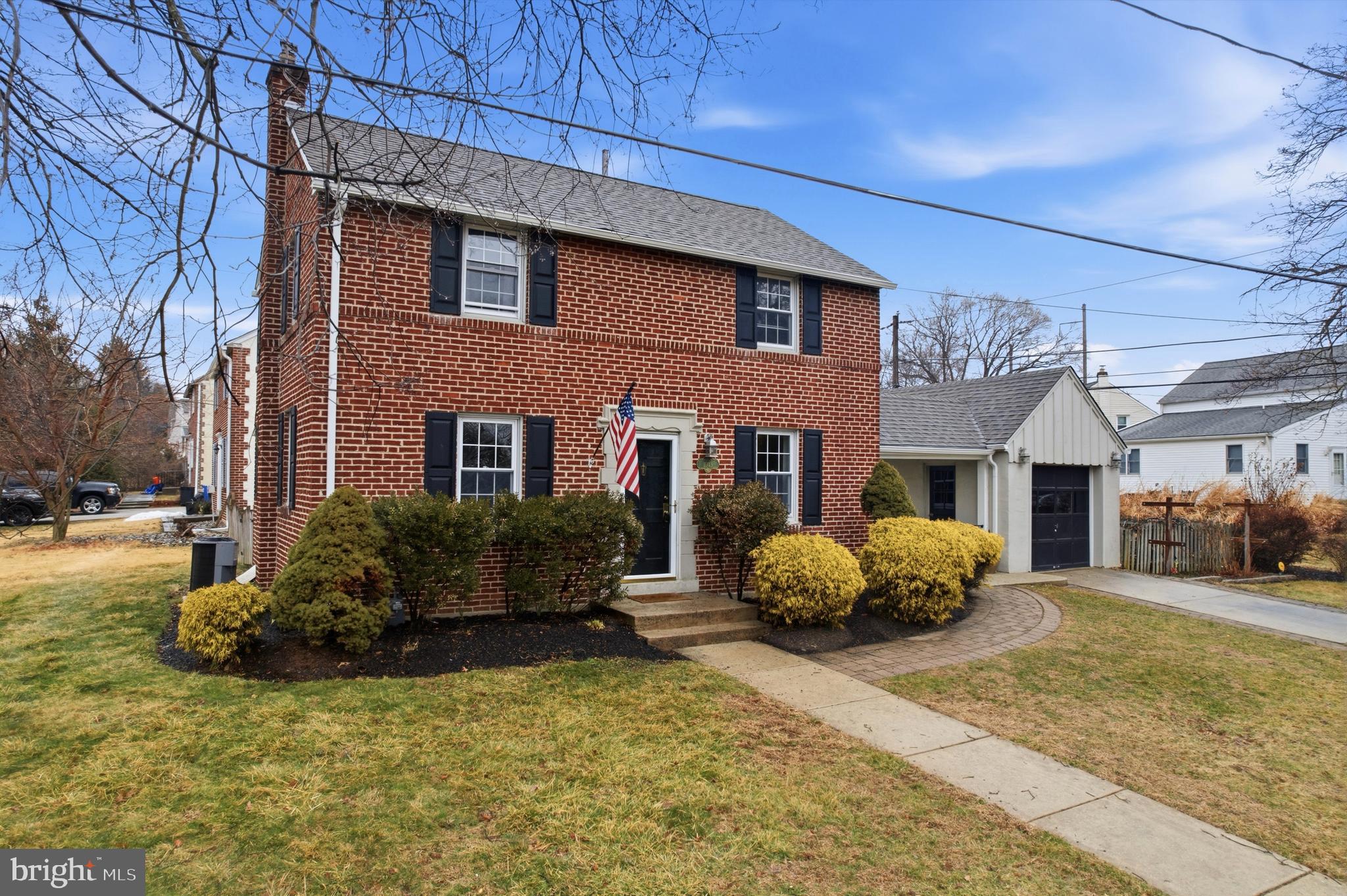 1045 Edgerton Road Secane, PA 19018 - Photo 2 of 62