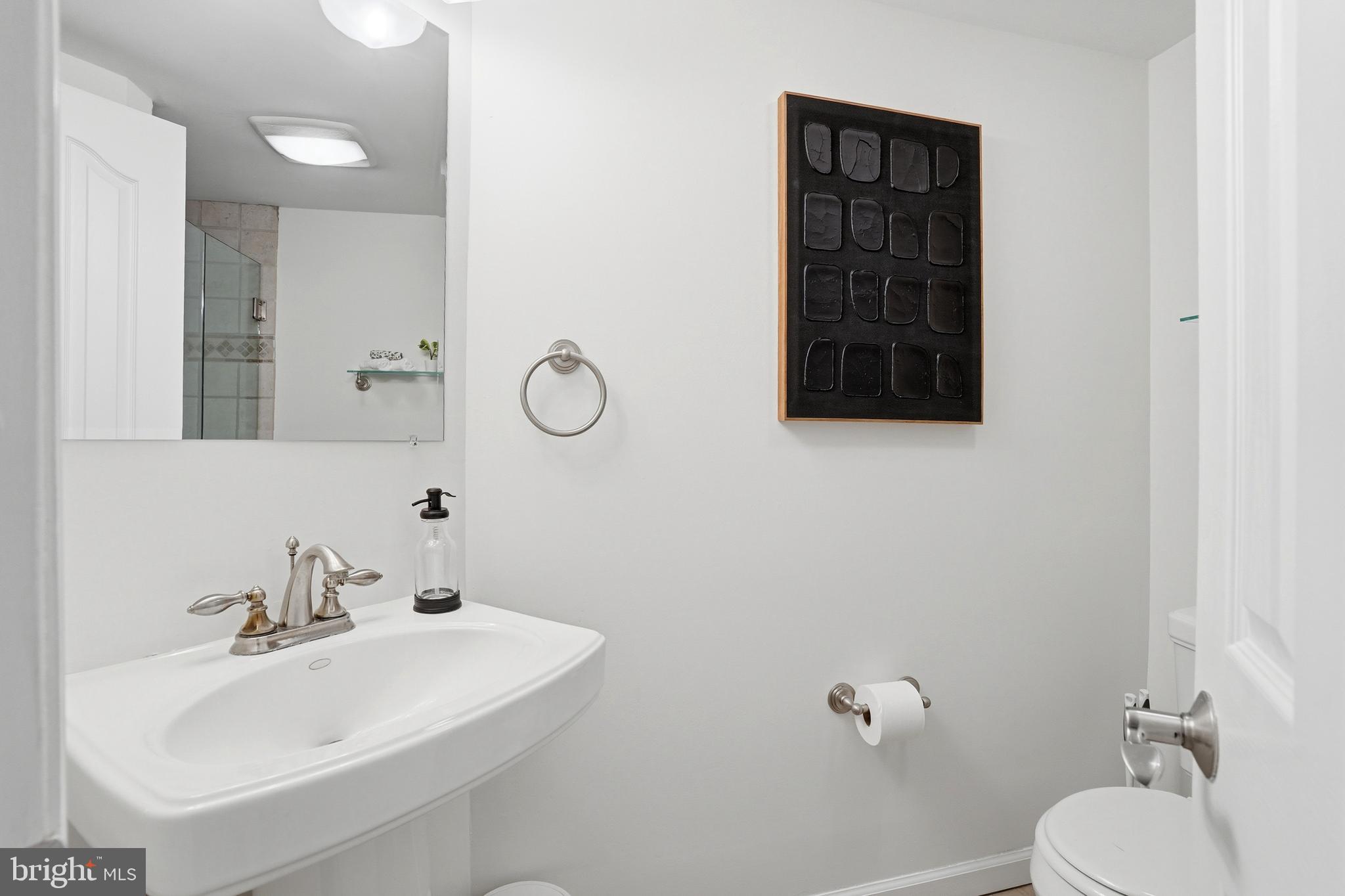 1045 Edgerton Road Secane, PA 19018 - Photo 27 of 62