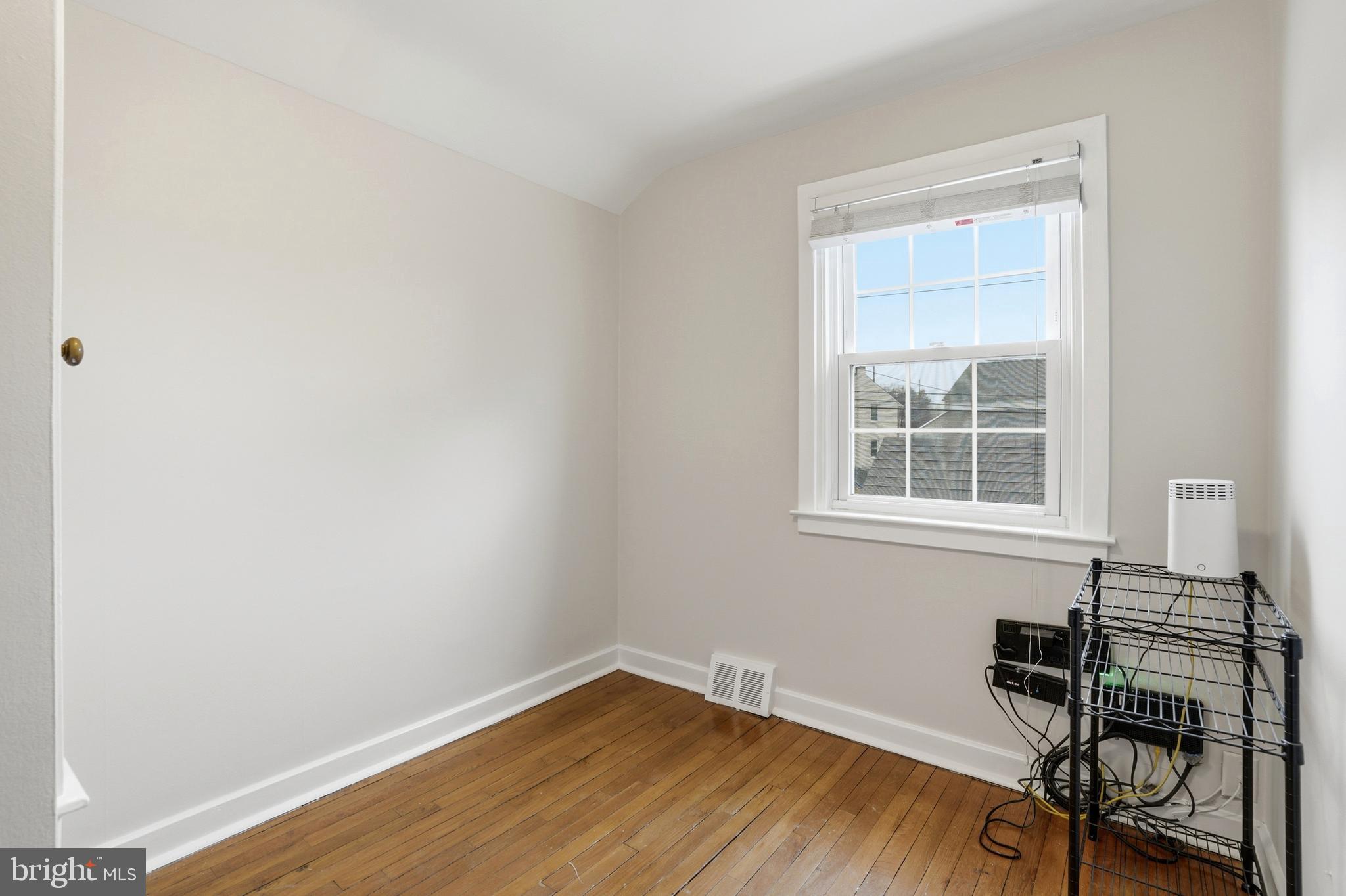 1045 Edgerton Road Secane, PA 19018 - Photo 30 of 62