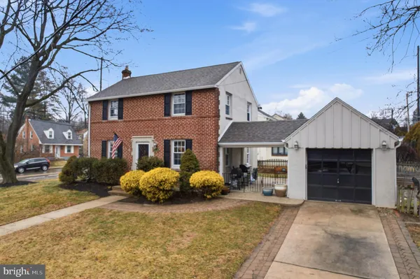 $320,000 | 1045 Edgerton Road, Secane, PA 19018