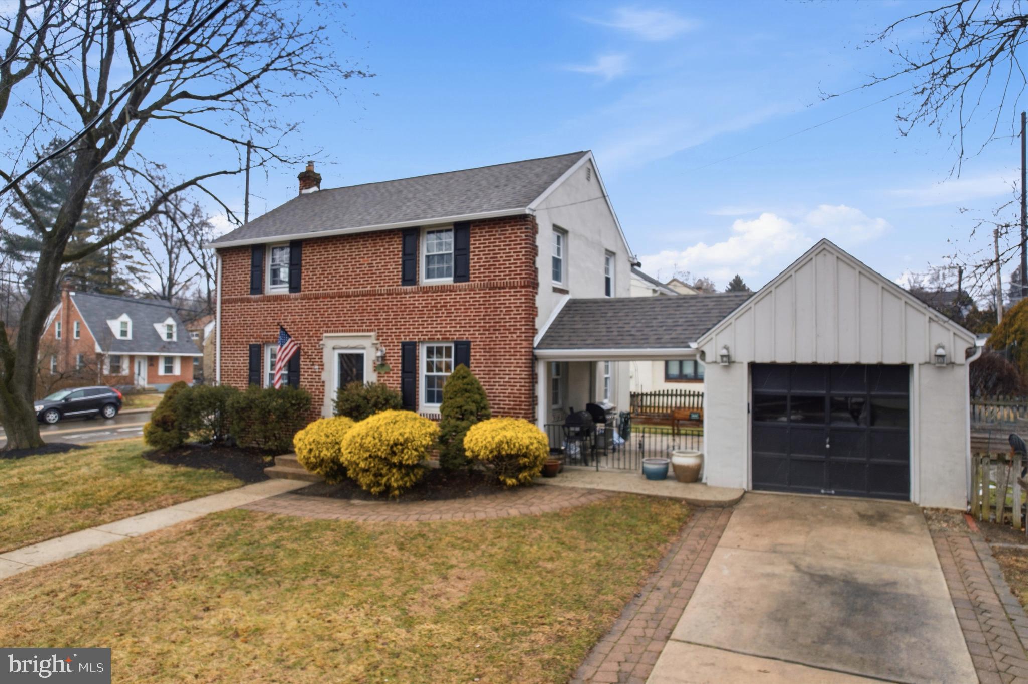 1045 Edgerton Road Secane, PA 19018 - Photo 3 of 62