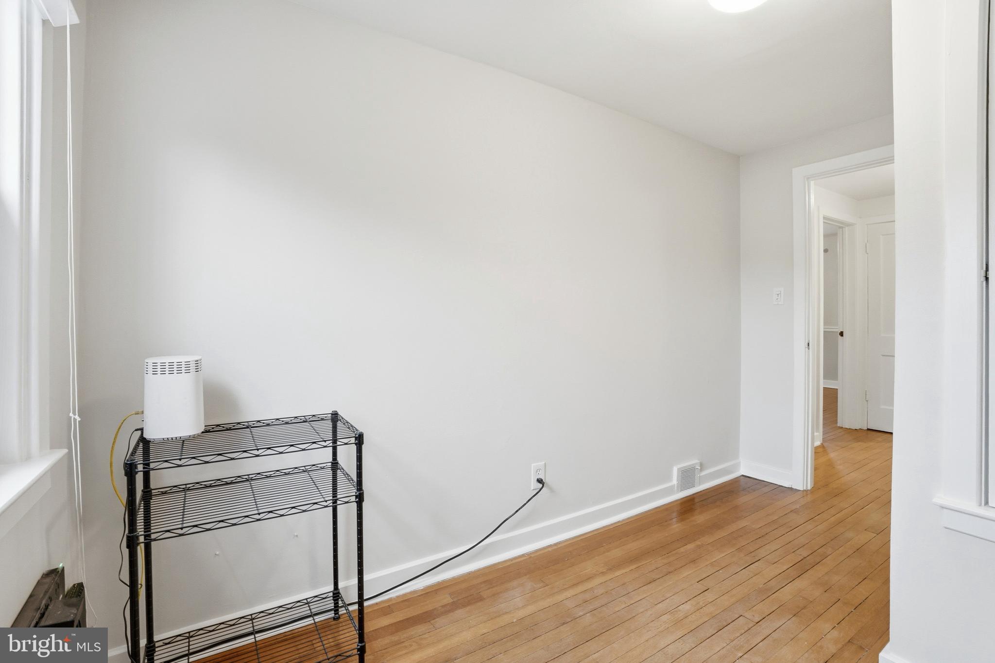 1045 Edgerton Road Secane, PA 19018 - Photo 31 of 62