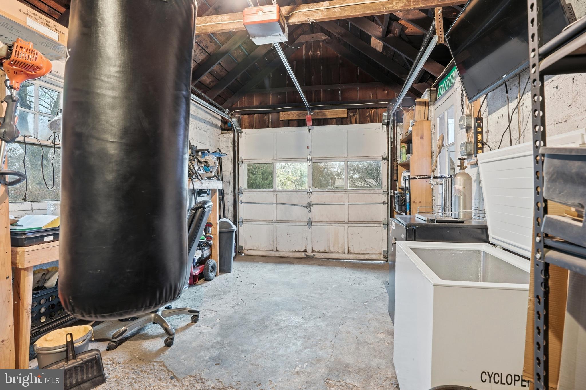 1045 Edgerton Road Secane, PA 19018 - Photo 48 of 62