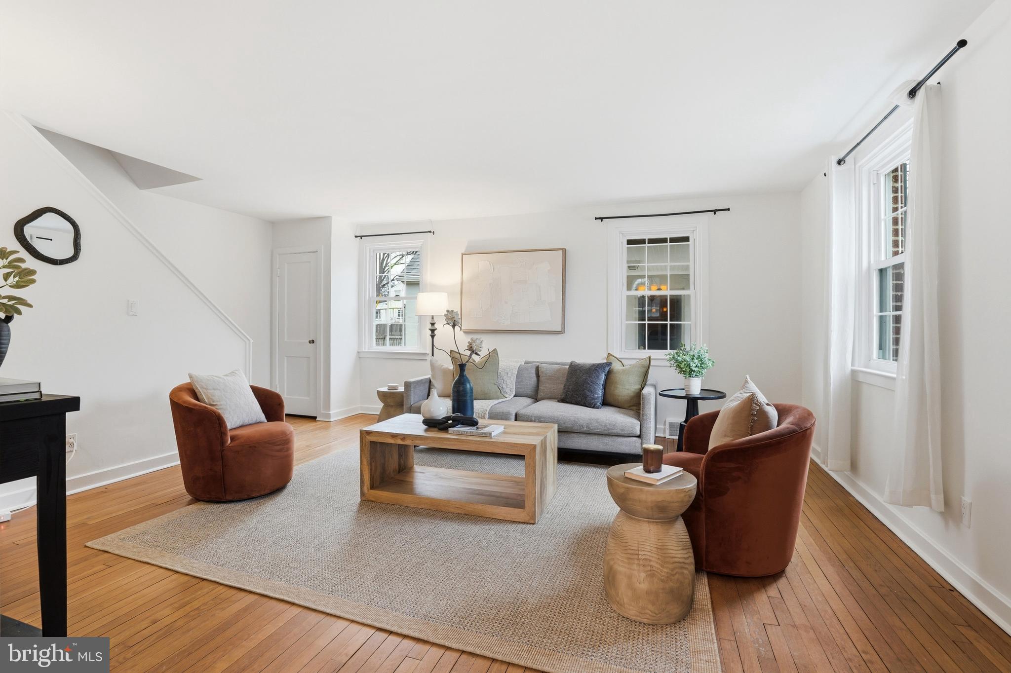 1045 Edgerton Road Secane, PA 19018 - Photo 5 of 62