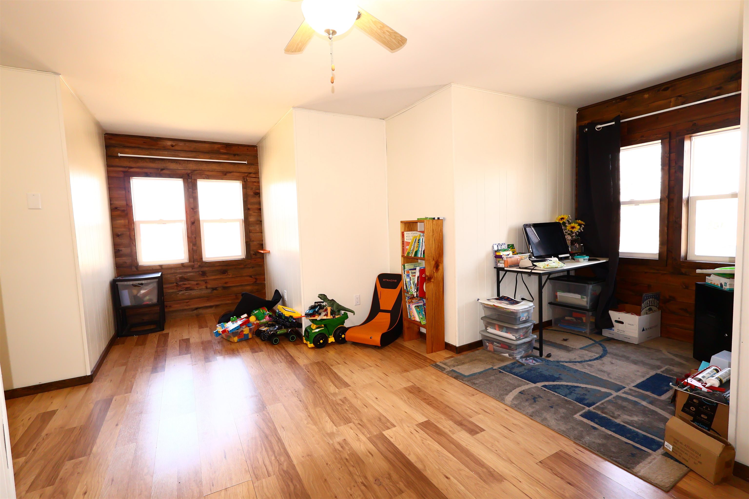 529 South Harrison Street Lancaster, WI 53813 - Photo 20 of 27