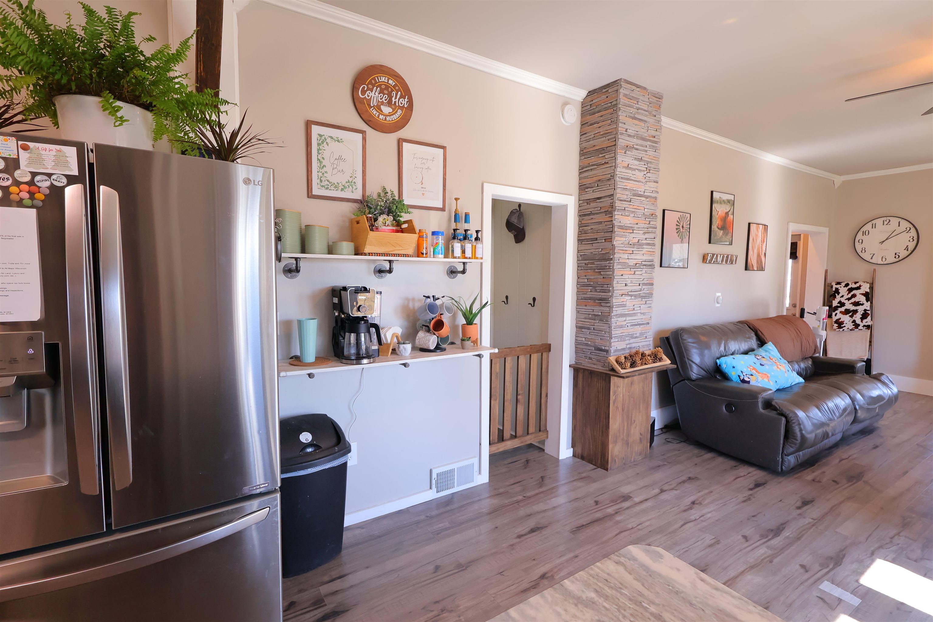 529 South Harrison Street Lancaster, WI 53813 - Photo 8 of 27