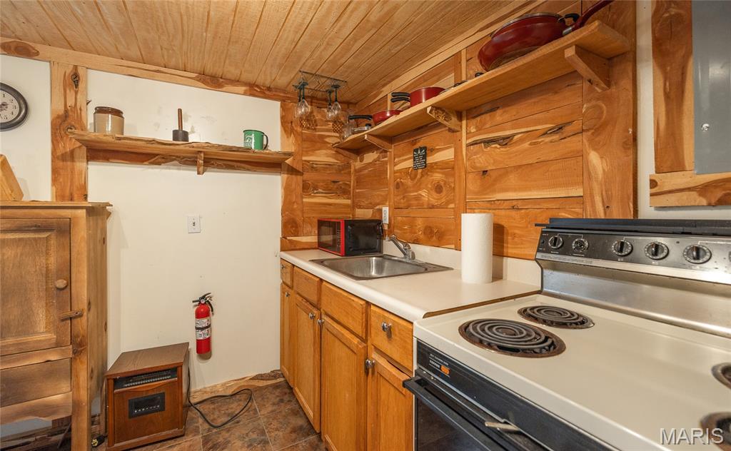 39 Vaughan Avenue Cook Sta, MO 65449 - Photo 17 of 32