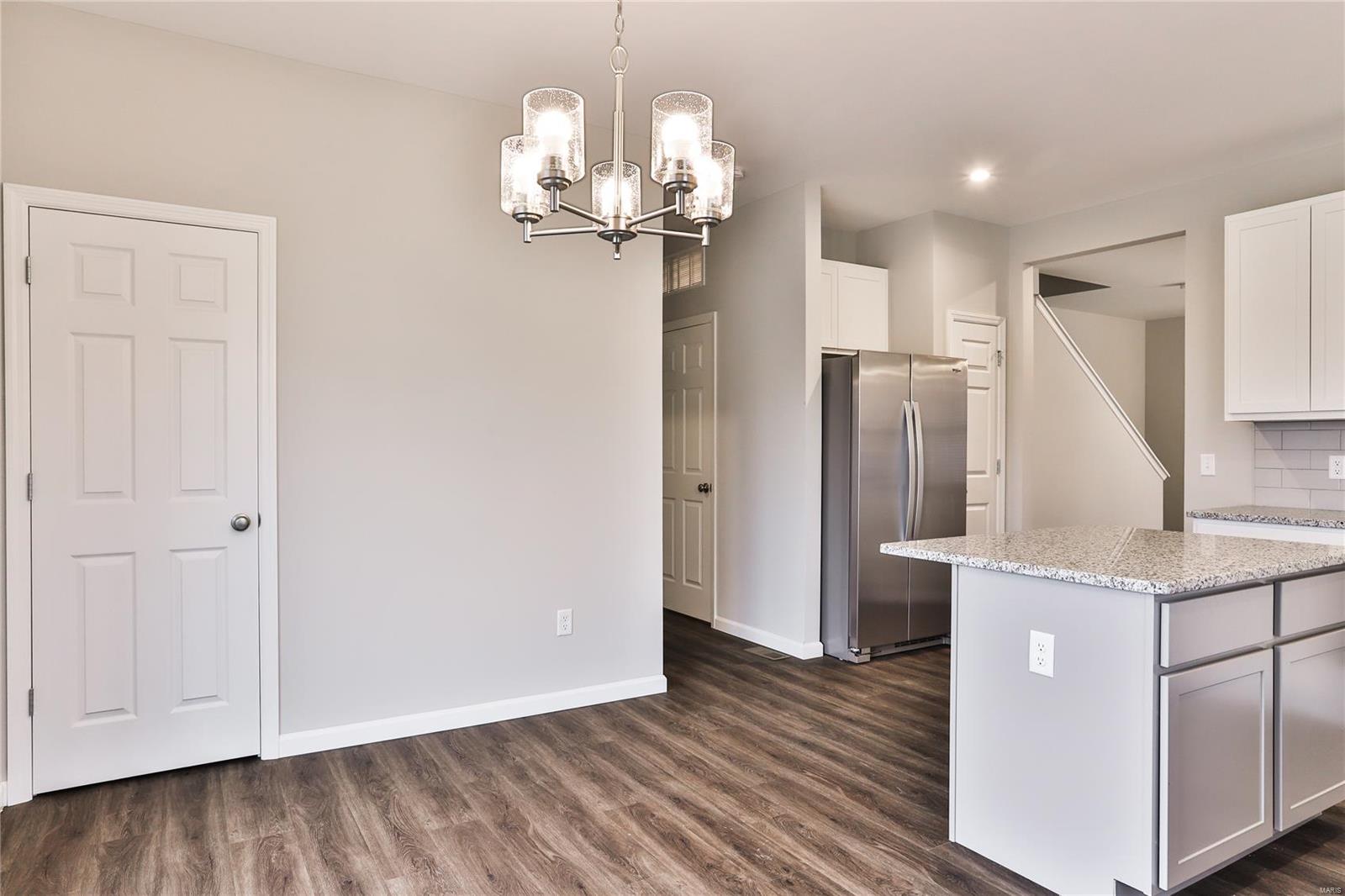 129 Wellspring Drive St. Charles, MO 63303 - Photo 12 of 36