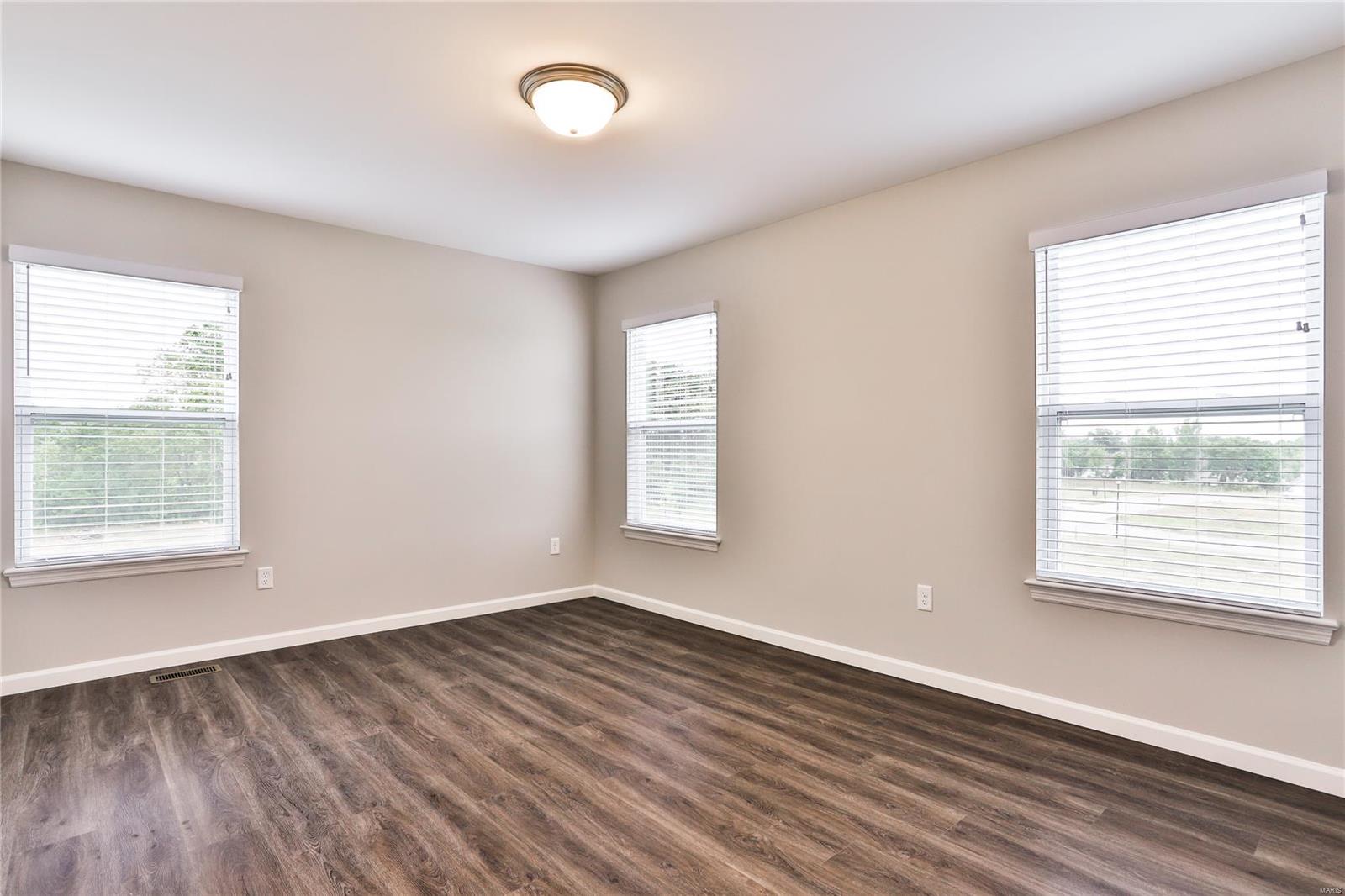 129 Wellspring Drive St. Charles, MO 63303 - Photo 23 of 36