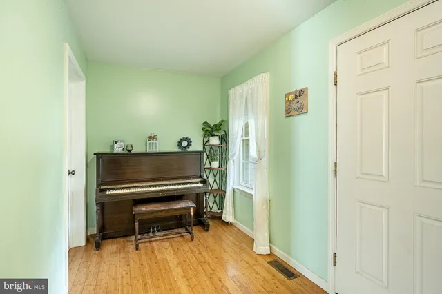 $650,000 | 683 Cloverfield Drive, Narvon, PA 17555