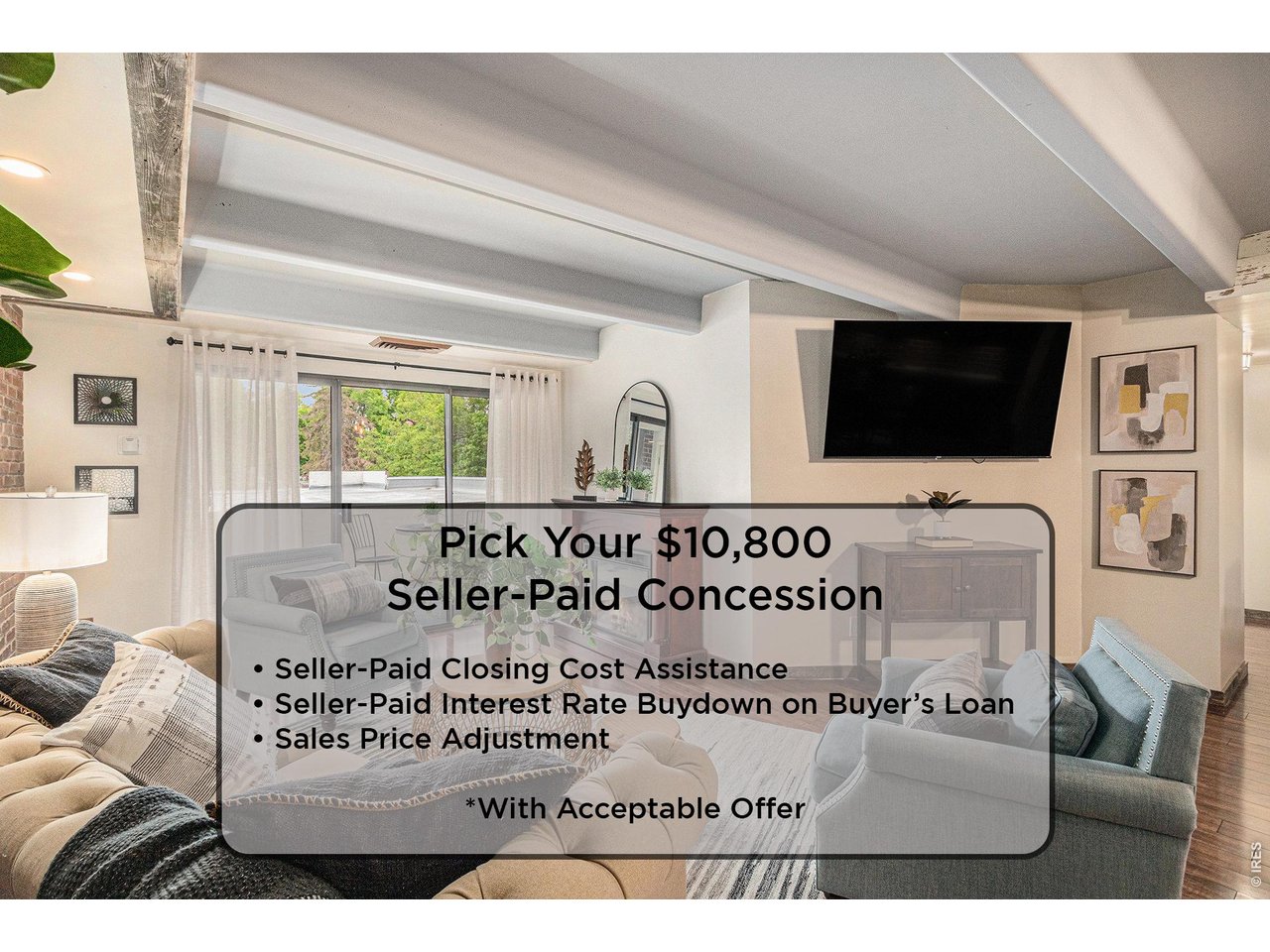 a view of a living room