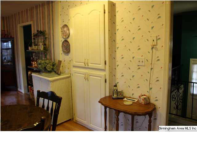 129 Hickory Street Alabaster, AL 35114 - Photo 7 of 29