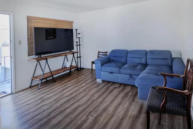 $2,500,000 | 693 San Bruno Avenue, Brisbane, CA 94005