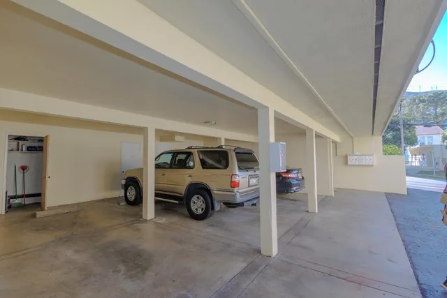 $2,500,000 | 693 San Bruno Avenue, Brisbane, CA 94005