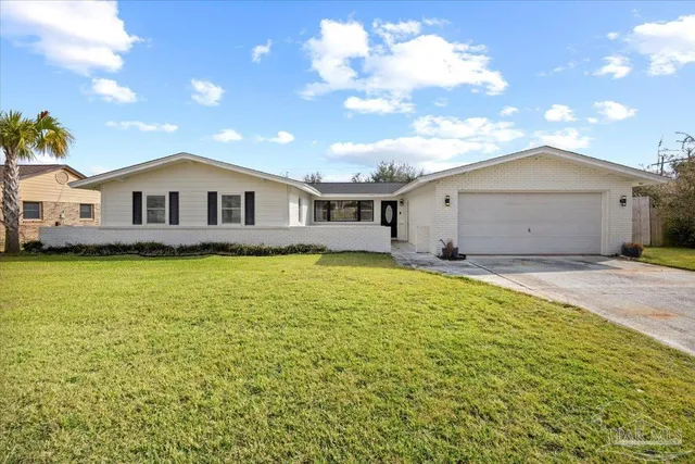 $329,000 | 2521 Tomlinson Road, Pensacola, FL 32526