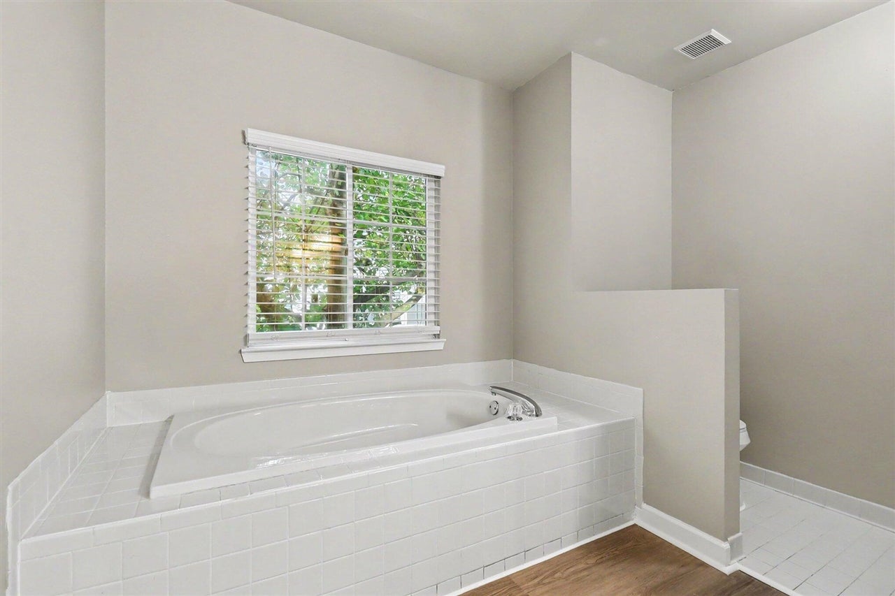30836 Golden Ridge Novi, MI 48377 - Photo 14 of 31 Gallery Image 14