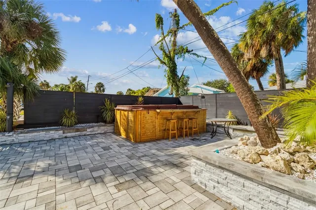 $975,000 | 760 Bohenia Circle, Clearwater Beach, FL 33767