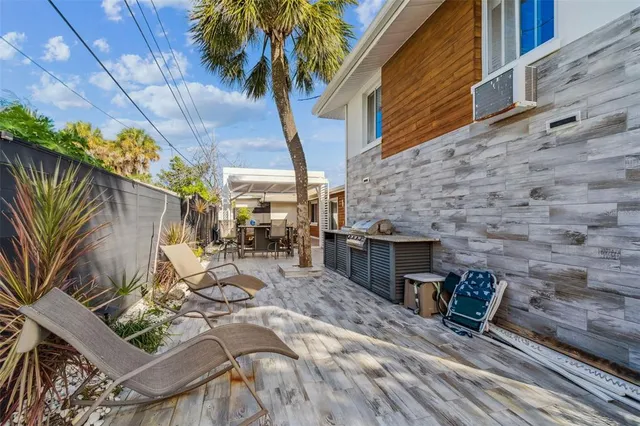 $975,000 | 760 Bohenia Circle, Clearwater Beach, FL 33767