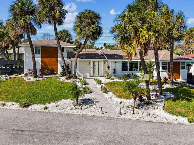 $975,000 | 760 Bohenia Circle, Clearwater Beach, FL 33767