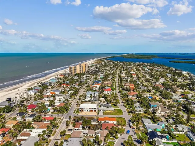 $975,000 | 760 Bohenia Circle, Clearwater Beach, FL 33767